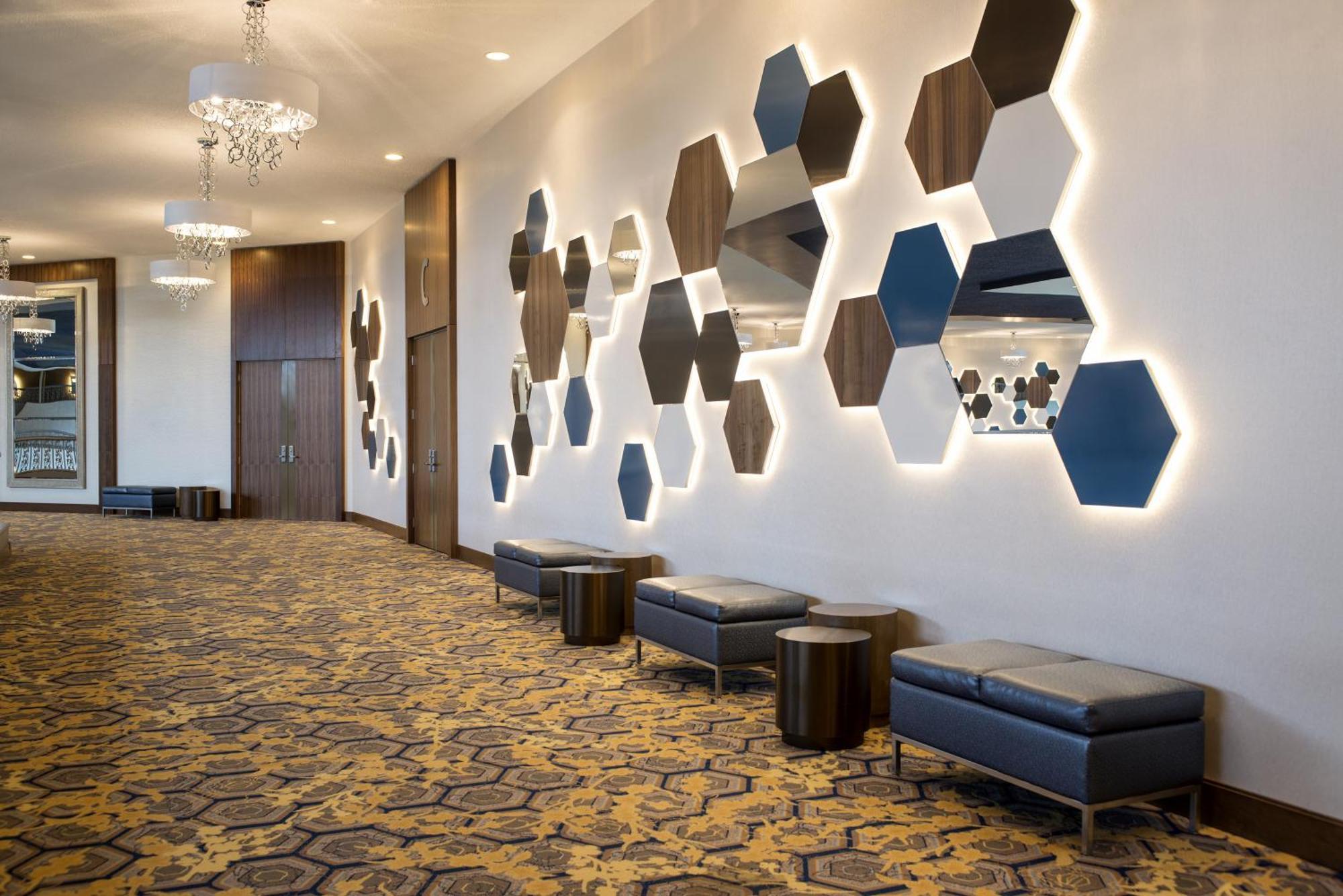 Saskatoon Inn & Conference Centre Kültér fotó