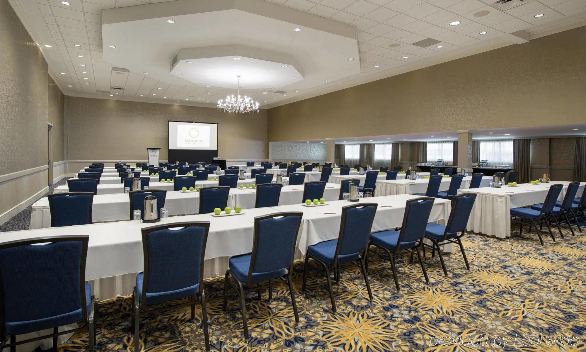 Saskatoon Inn & Conference Centre Kültér fotó